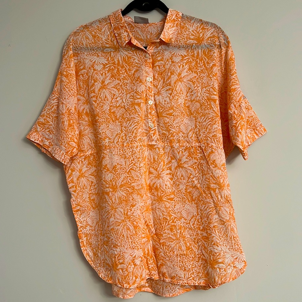 Columbia blouse. Size L.